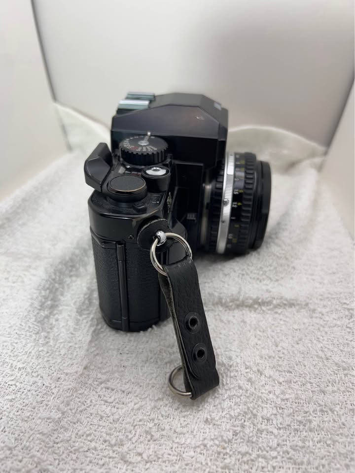 Nikon FA in Black w/Nikon 50mm F1.8 Series E AI-S Lens. Extra Focusing Screen