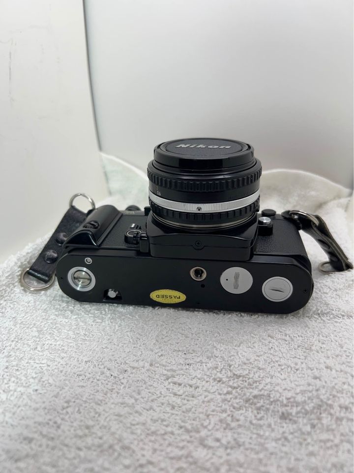 Nikon FA in Black w/Nikon 50mm F1.8 Series E AI-S Lens. Extra Focusing Screen
